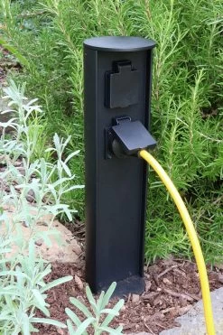 Eco-Light Socket Stromverteiler Mit 2 Steckdosen Steckdosensäule IP44 Schwarz -Philips Store eco light socket stromverteiler mit 2 steckdosen steckdosensaeule ip44 schwarz5