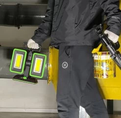 LED Baustrahler Mit Akku "BSA-60 Duo" 2x30W, 5600lm, 4500K / Neutralweiß -Philips Store led baustrahler mit akku bsa 60 duo 2x30w 5600lm 4500k neutralweiss4