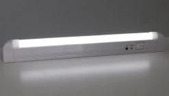 LED Notleuchte "CTNL-30 SMD-UB" Lithium Akku 3,7V/1200mAh, 2W, 30x2x3cm -Philips Store led notleuchte ctnl 30 smd ub lithium akku 37v 1200mah 2w 30x2x3cm3